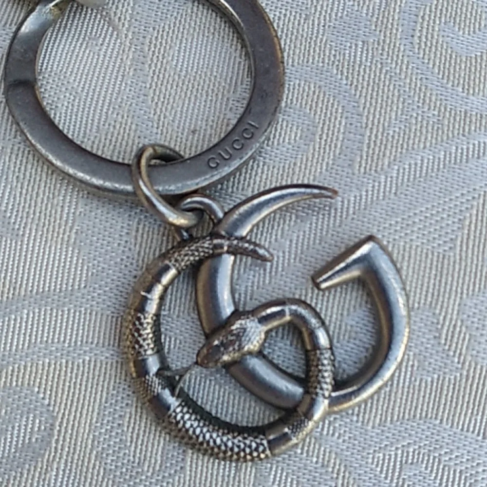 Gucci Keychain - Picture 2 of 9